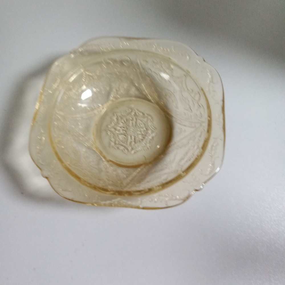 Federal Glass Patrician Spoke Yellow Depression Glass Bowl 5.5 Inch Vintage